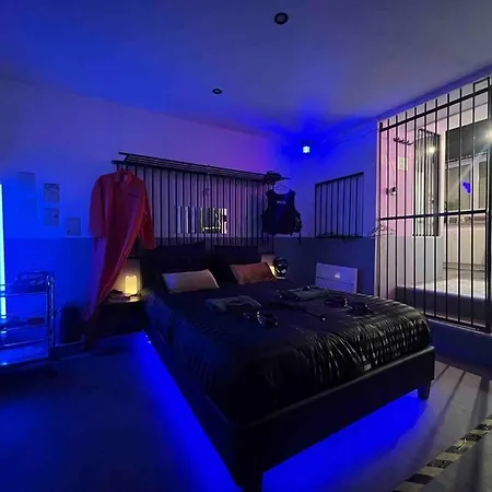 50 Nuances De Gris - Bdsm - Loveroom Souppes-sur-Loing Exterior foto